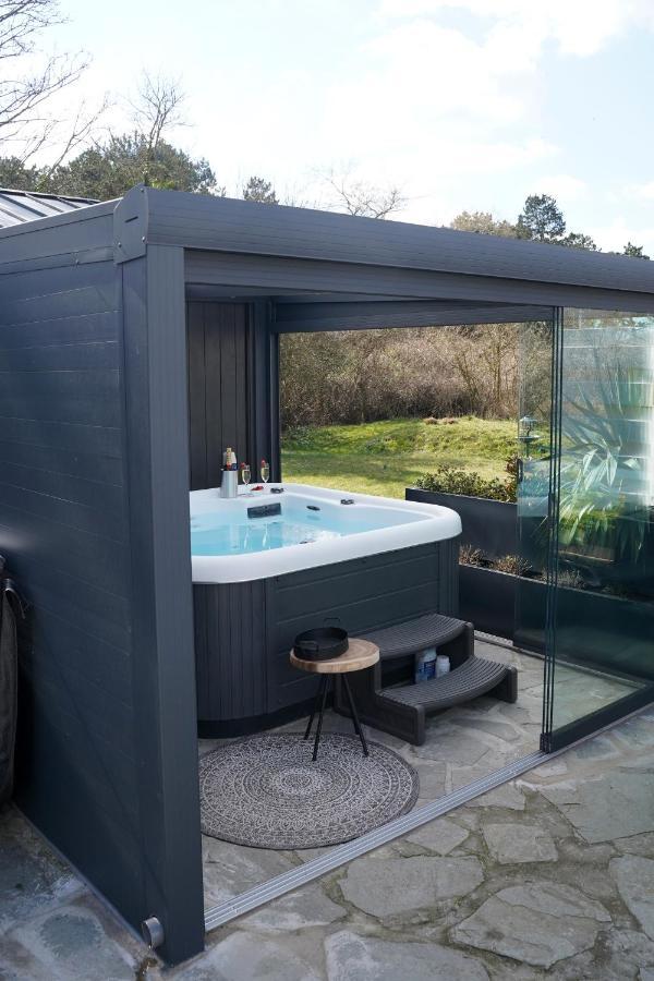 Het Duinhuisje Met Jacuzzi, Gratis Parkeren, 2 Fietsen Te Leen, Airco * Zandvoort