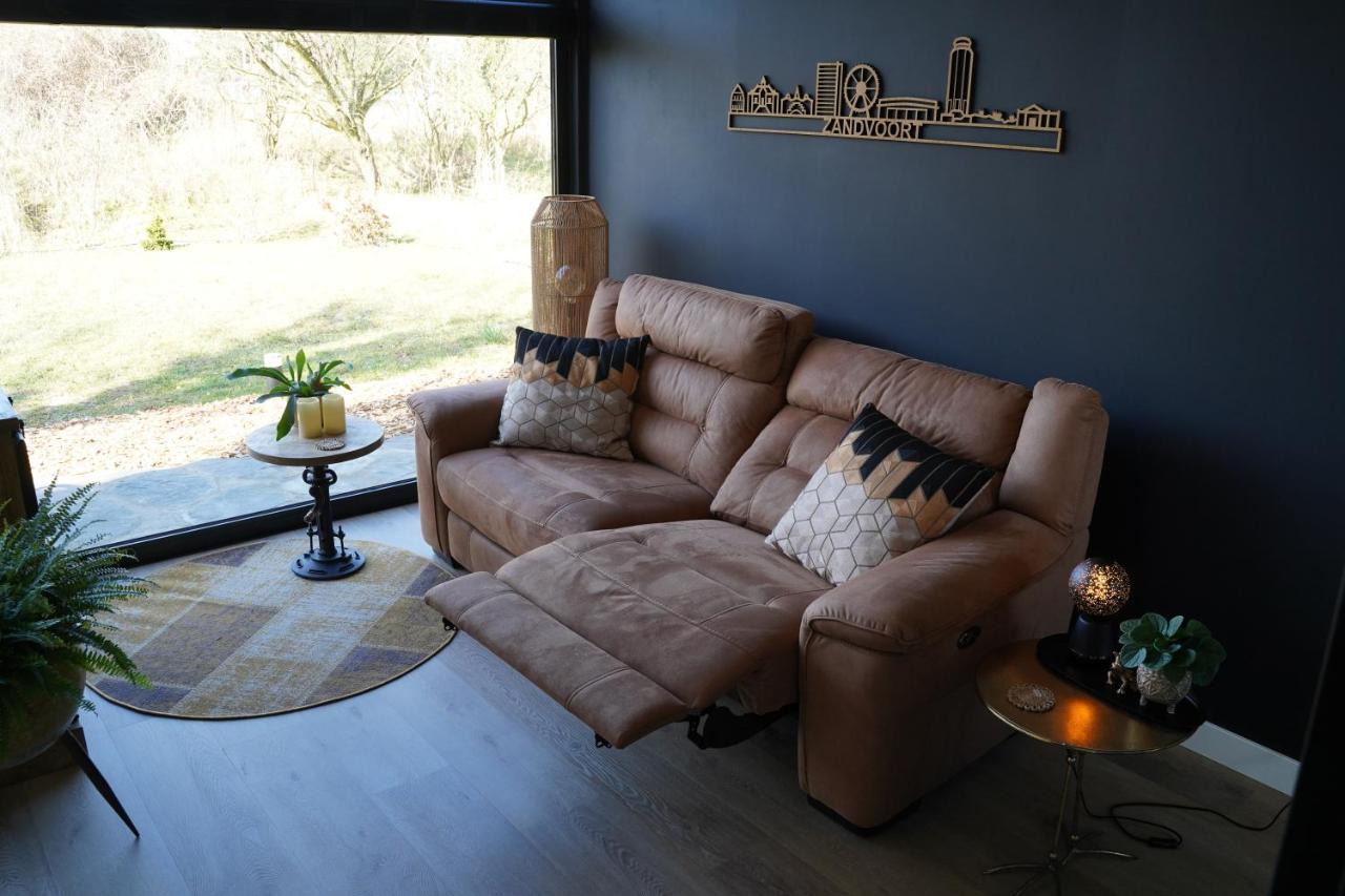 Het Duinhuisje Met Jacuzzi, Gratis Parkeren, 2 Fietsen Te Leen, Airco Bed & Breakfast *