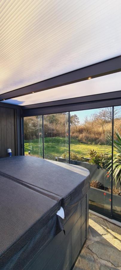 Het Duinhuisje Met Jacuzzi, Gratis Parkeren, 2 Fietsen Te Leen, Airco Zandvoort